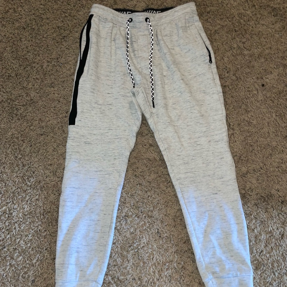 American Eagle joggers